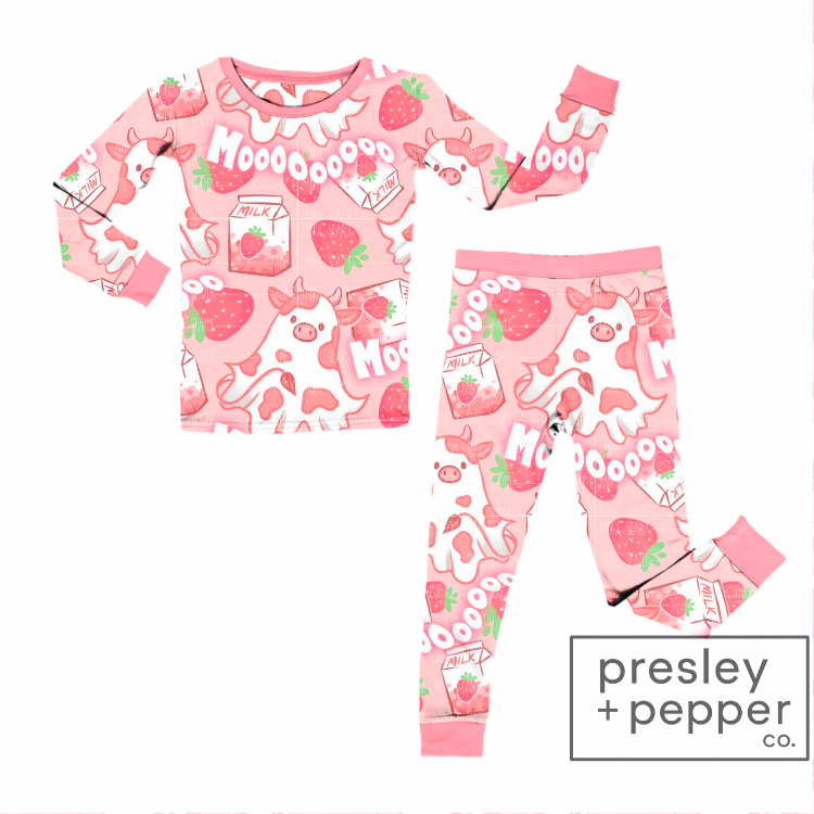 Preorder- strawberry boos two-piece pajamas