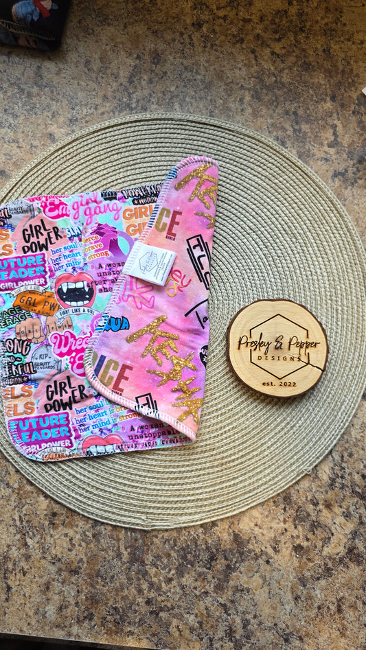 Newborn bamboo trim fit trifold