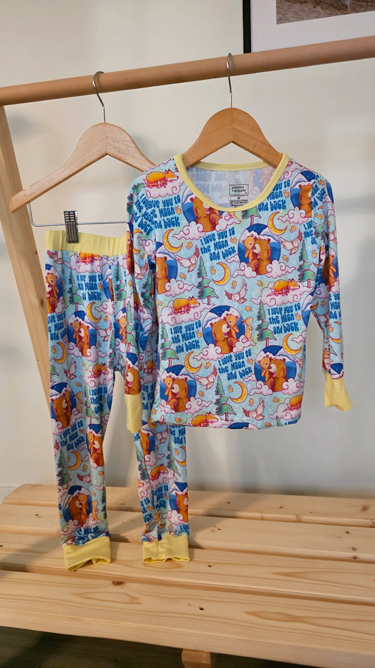 Moon and back two-piece pajamas